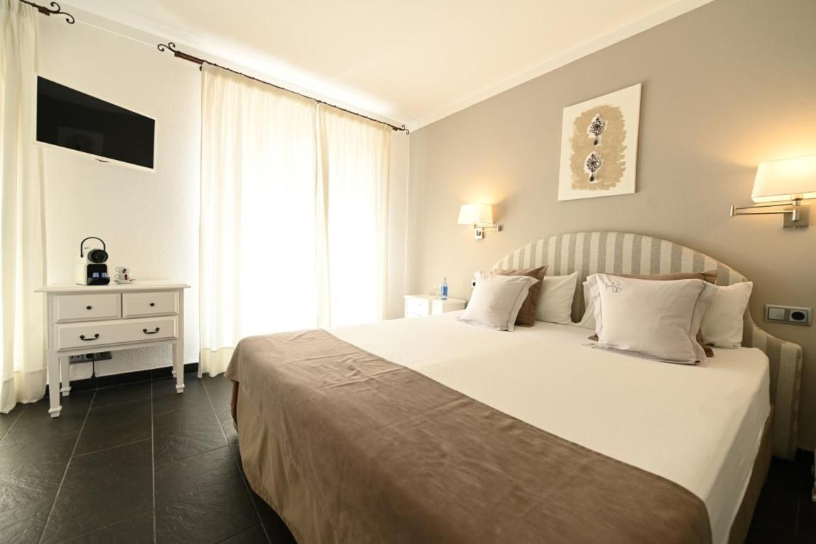 Stadthotel Сантаньи Экстерьер фото